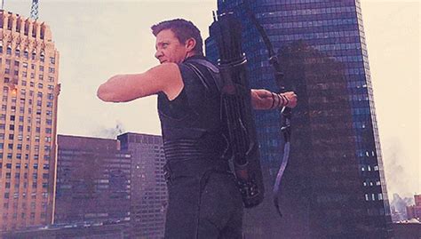 did clint barton die.